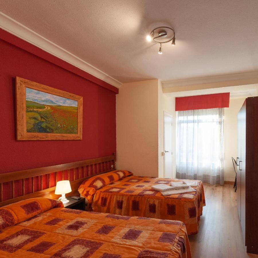 Burgo Hostal Manjon المظهر الخارجي الصورة